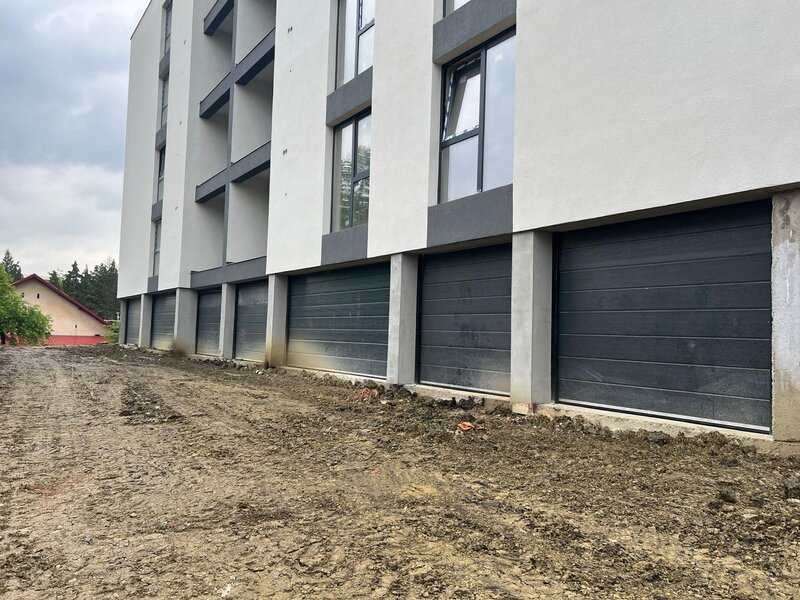 Usi de garaj sectionale Transilvania (Cluj, Alba, Sibiu, SM, Oradea etc.)